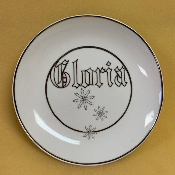 Hark & Gloria Snowflake Plates - Picture 6 of 8